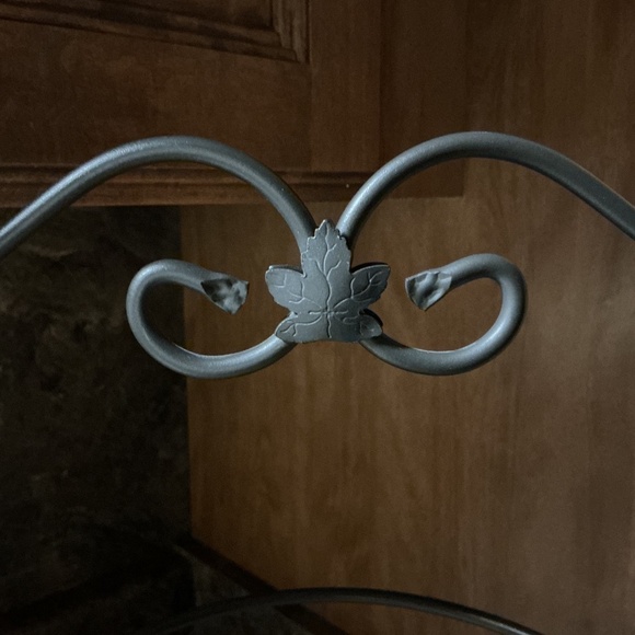 Longaberger Foundry Wrought Iron Two Pie Server - Picture 4 of 5